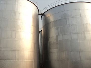 大型立式油罐